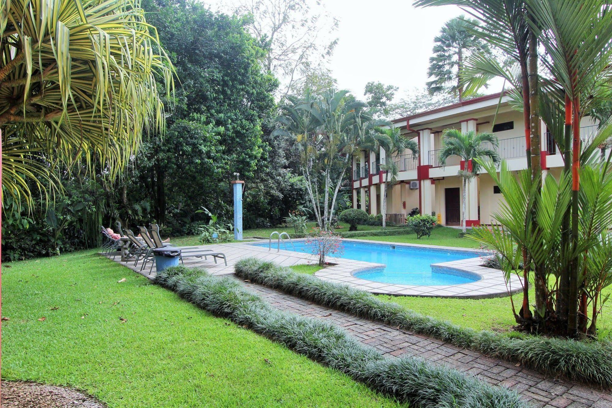 Hotel Monte Real La Fortuna Exterior photo