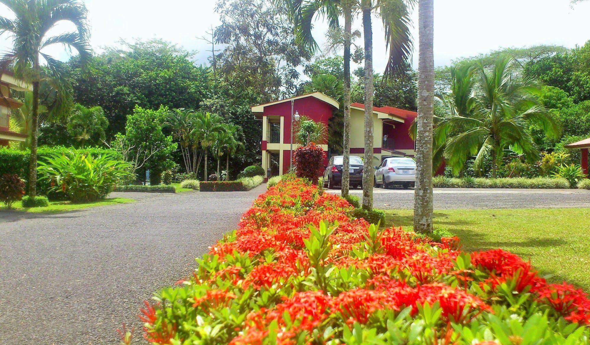 Hotel Monte Real La Fortuna Exterior photo